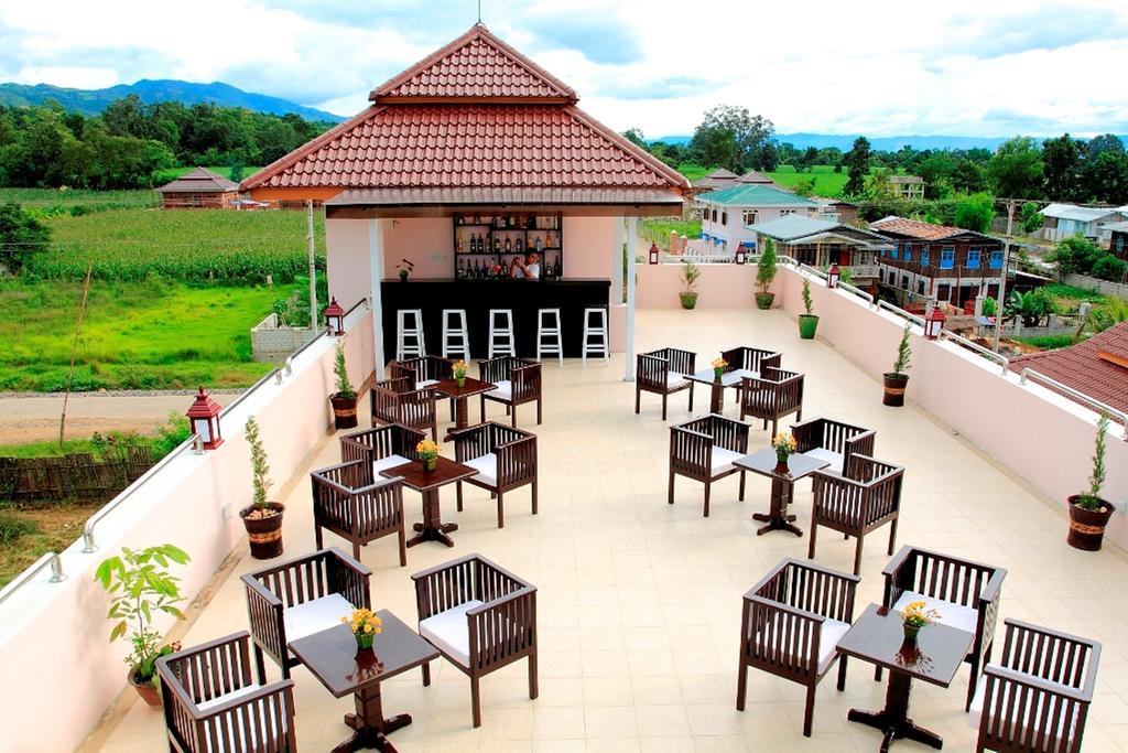 Inle Lotus Hotel Nyaungshwe Exteriör bild