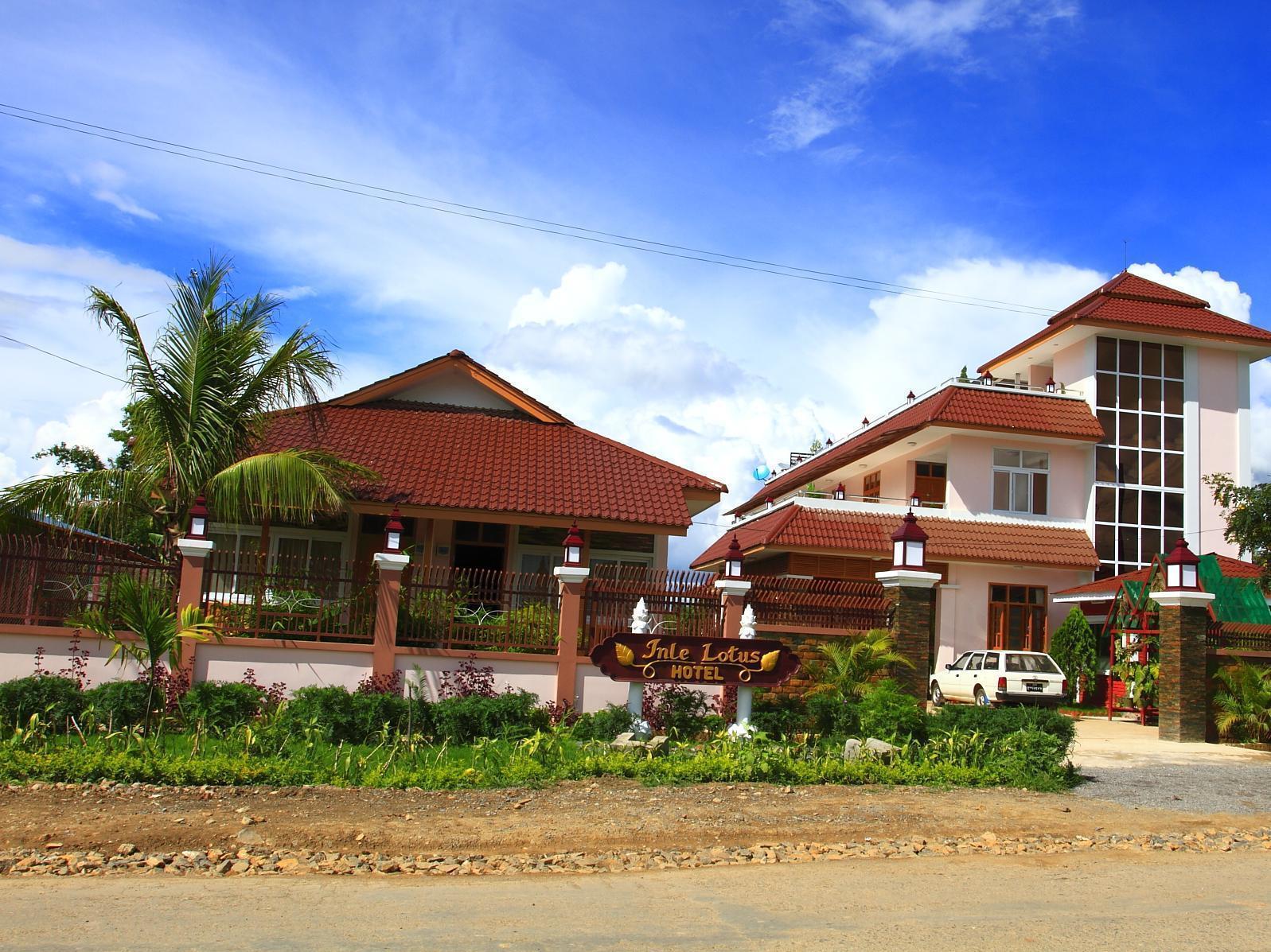 Inle Lotus Hotel Nyaungshwe Exteriör bild