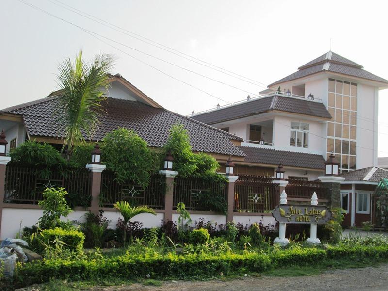 Inle Lotus Hotel Nyaungshwe Exteriör bild