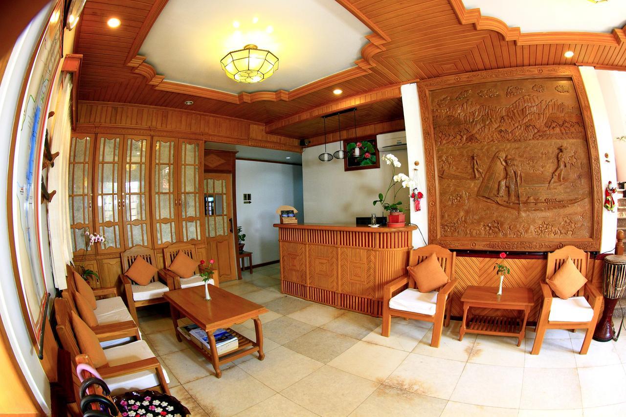 Inle Lotus Hotel Nyaungshwe Exteriör bild